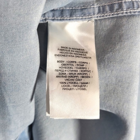 Lauren Ralph Lauren Tie Neck Button Up Blouse in Pale Blue Wash - Picture 6 of 9